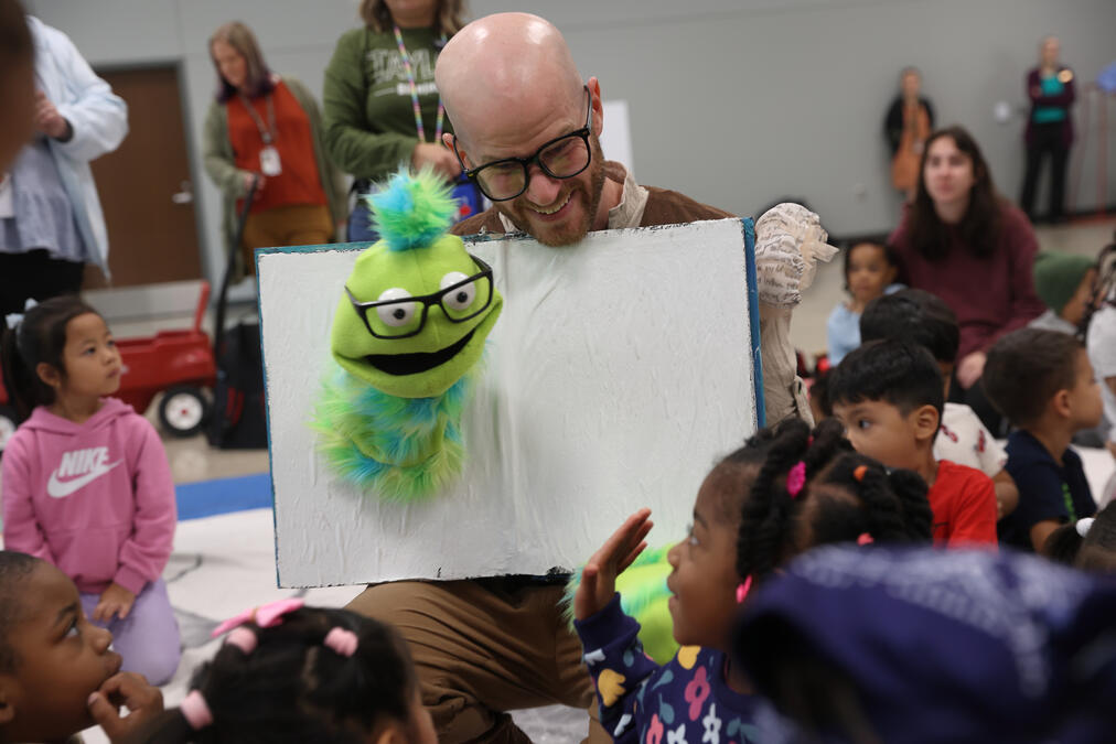 Kerfuffle's "Bookworms" on tour in Des Moines.